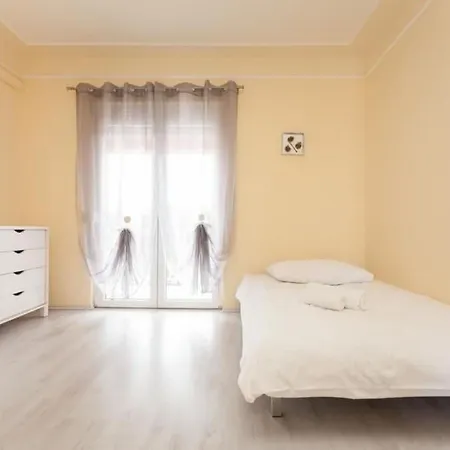 Prázdninový dům In Mit Grosser Terrasse By Interhome *