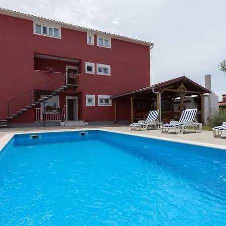 In Mit Grosser Terrasse By Interhome Prázdninový dům Rovinj