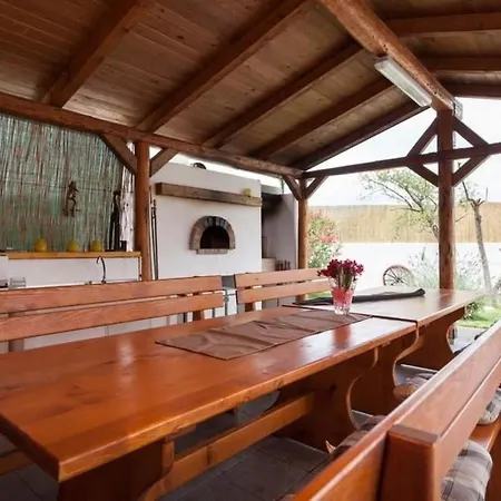 In Mit Grosser Terrasse By Interhome *