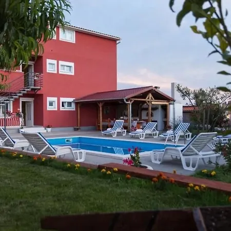 In Mit Grosser Terrasse By Interhome * Rovinj