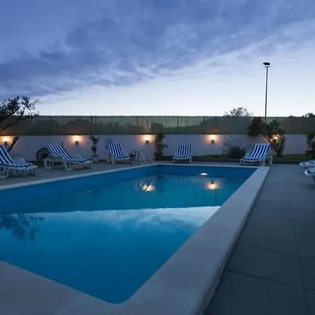 In Mit Grosser Terrasse By Interhome *
