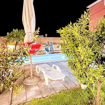 In Mit Grosser Terrasse By Interhome * 로비니